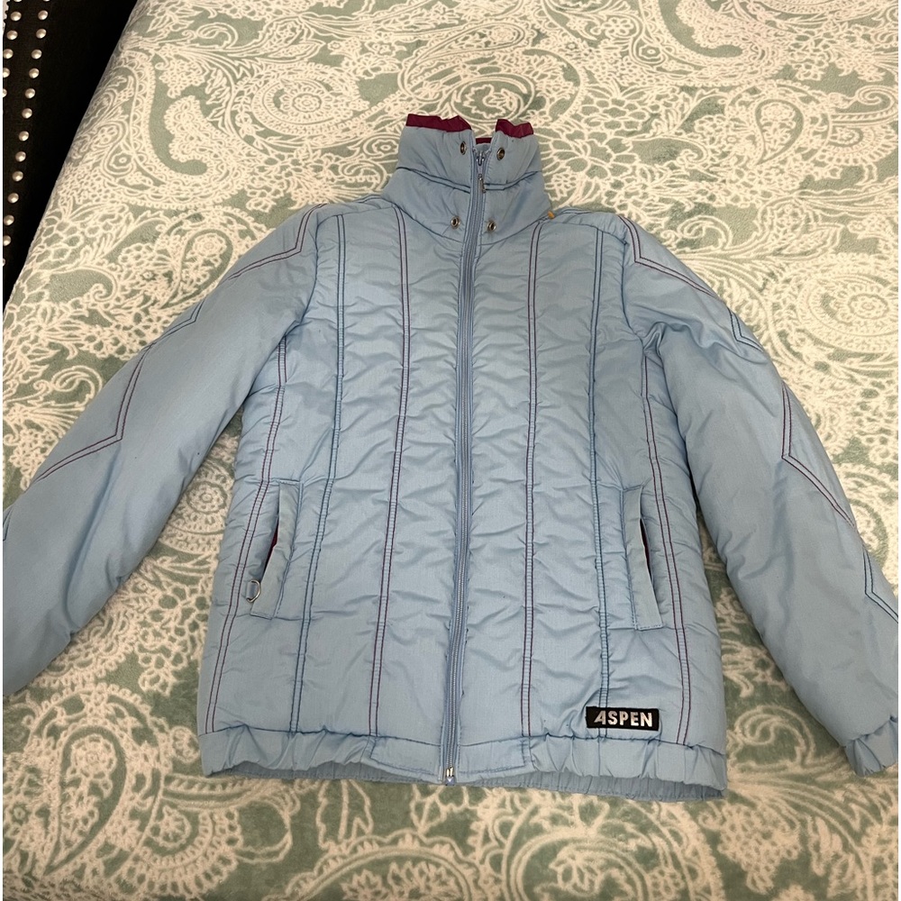 Vintage size Large Aspen Baby Blue Ski Jacket